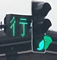 红绿灯通行